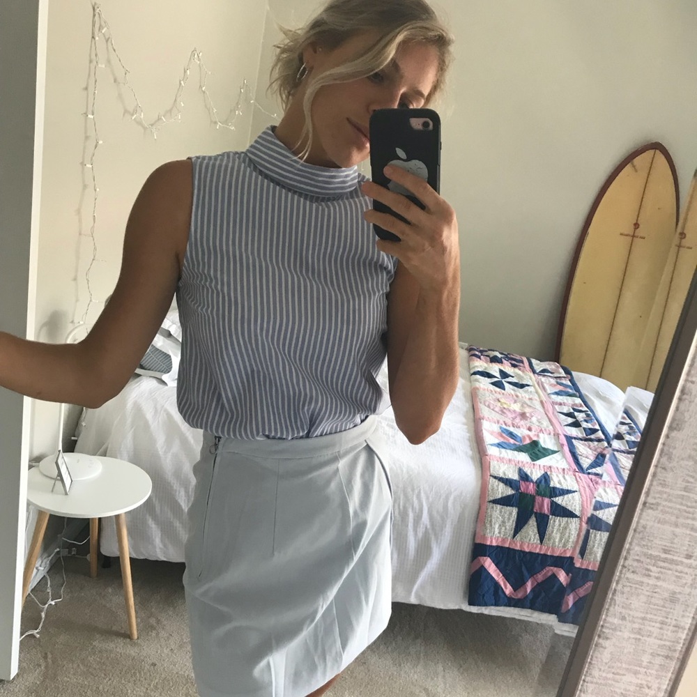 High neck sleek blouse